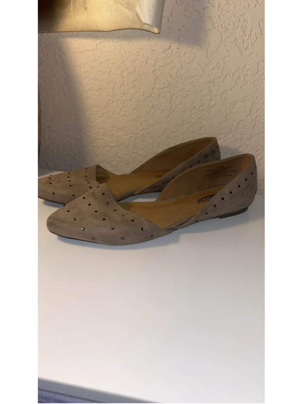 Women's Seychelles Beige Studded D'Orsay Flats Size 5.5